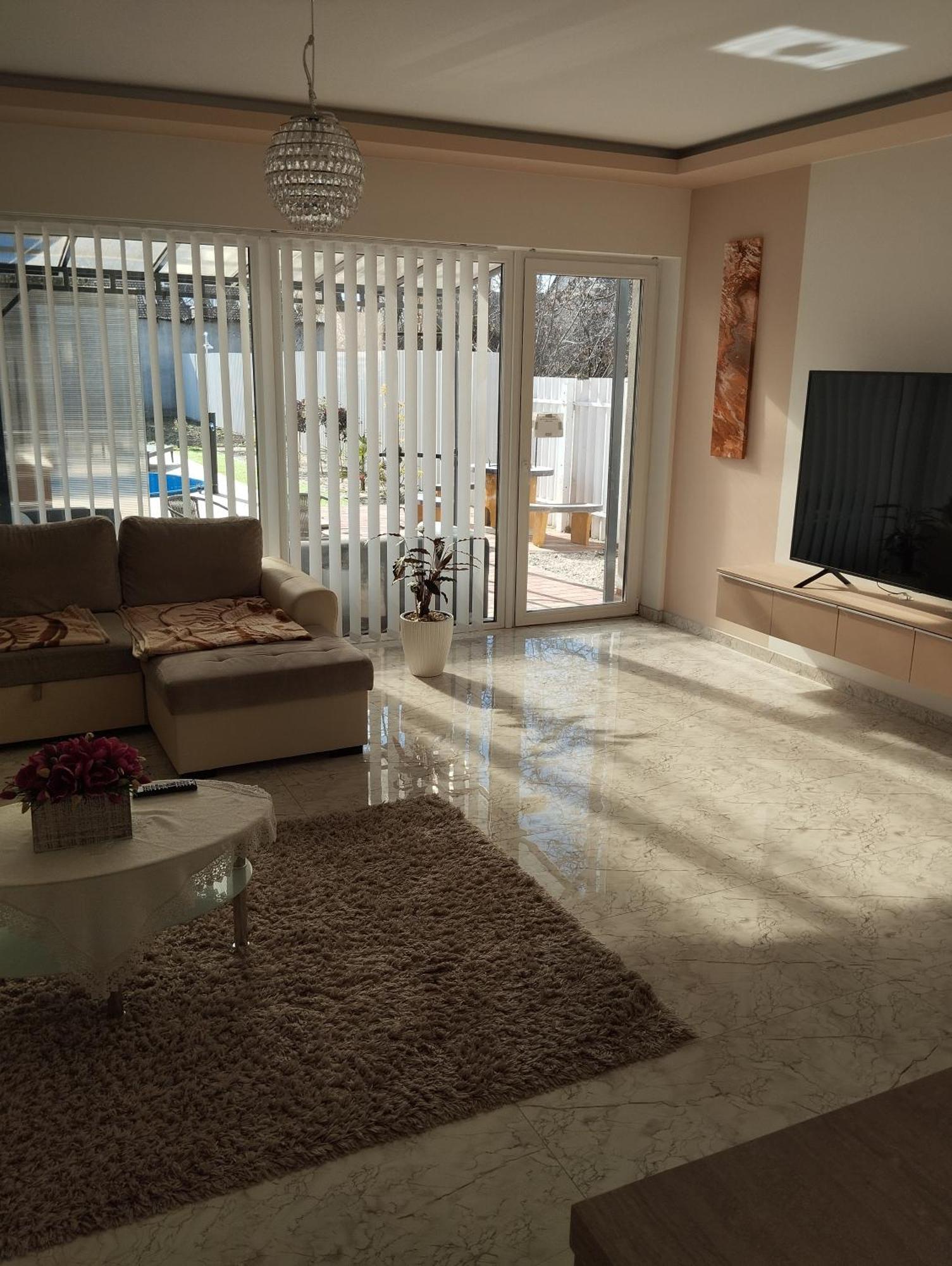 Sarkcsillag Teljes Csaladihaz- Star Complete Family House Lejlighed Szeged Eksteriør billede